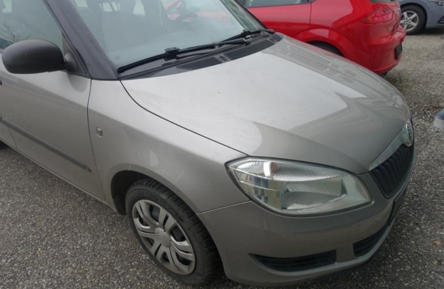 Skoda Fabia Kombi 2012 1.2 Benzin nur für Ersatzteile